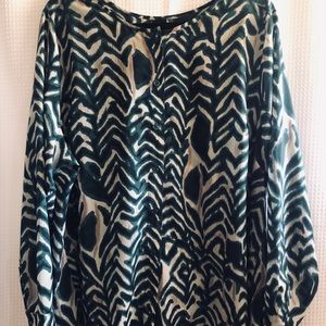 Size 22W Green Pattern Blouse.